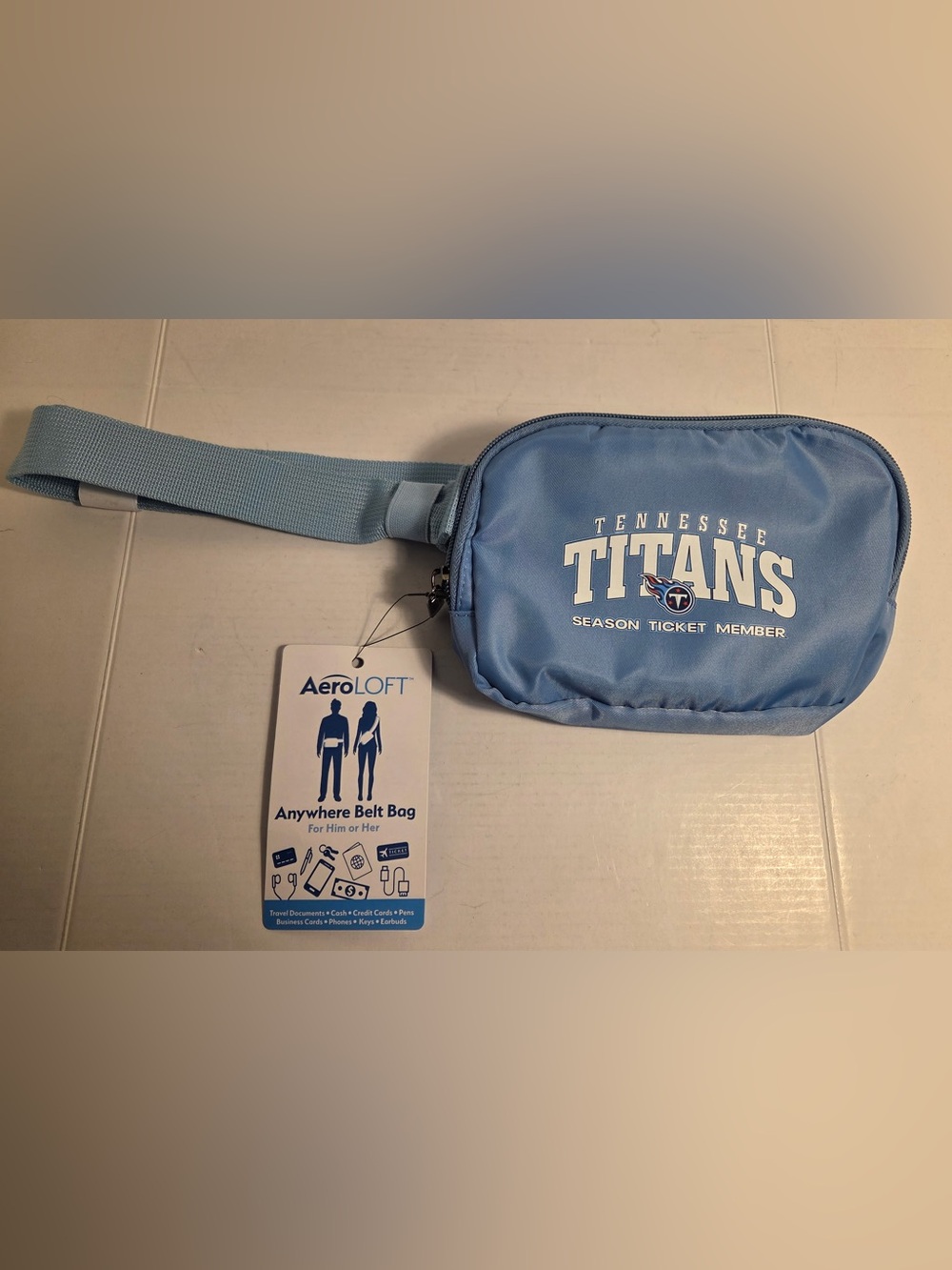 AeroLoft Tennessee Titans Season Ticket Member Fanny Pack Belt Bag with Tags